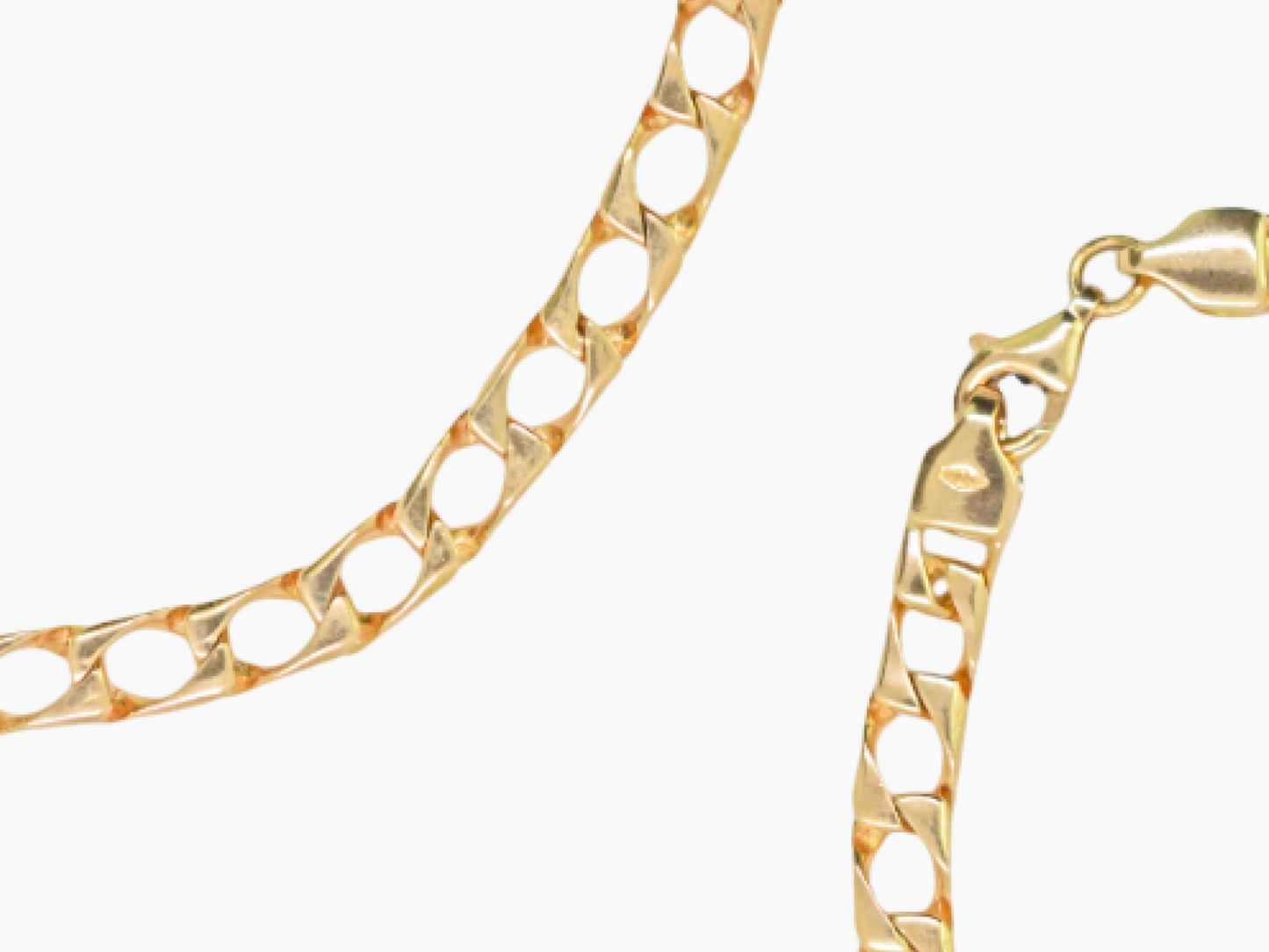 Square Curb Bracelet 18K Yellow Gold: Bold Elegance