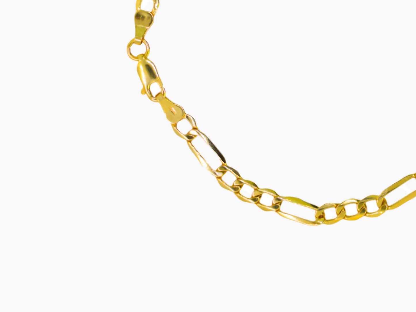 Figaro Bracelet 18K Yellow Gold: Timeless Sophistication