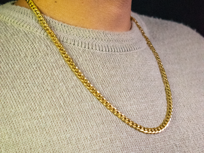 Cuban Chain in 18k Yellow Gold - Stand Out!