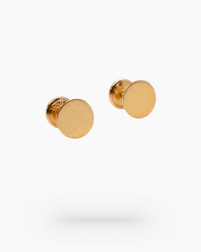 Flat 18K Yellow Gold Earrings: Sleek Sophistication