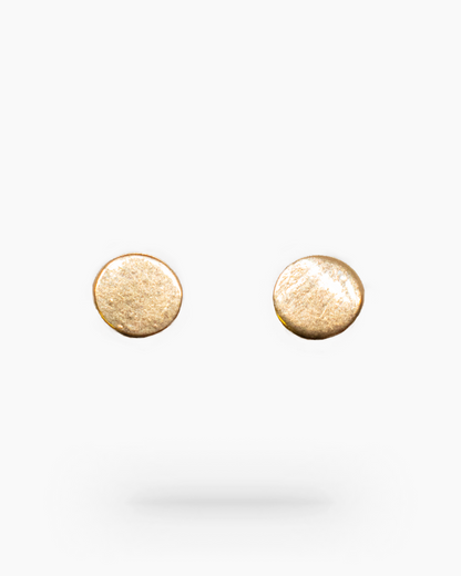 Flat 18K Yellow Gold Earrings: Sleek Sophistication