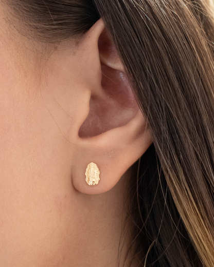 Guadalupe 18K Yellow Gold Earrings: Divine Elegance